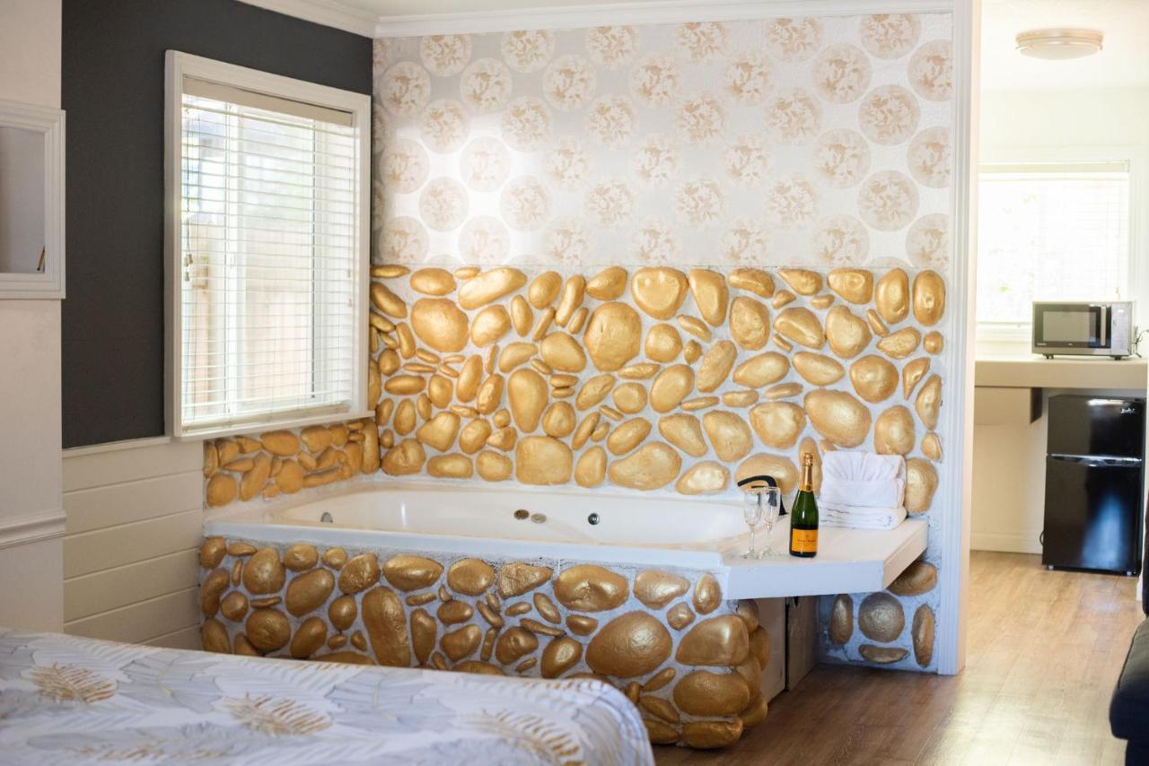 Big Bear Spa Suites Біг-Бер-Лейк Екстер'єр фото