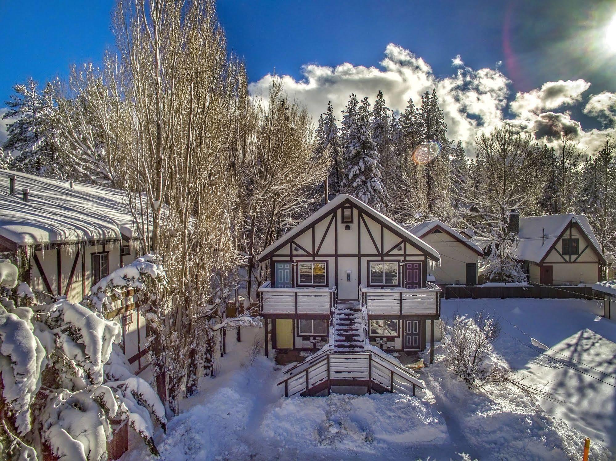 Big Bear Spa Suites Біг-Бер-Лейк Екстер'єр фото